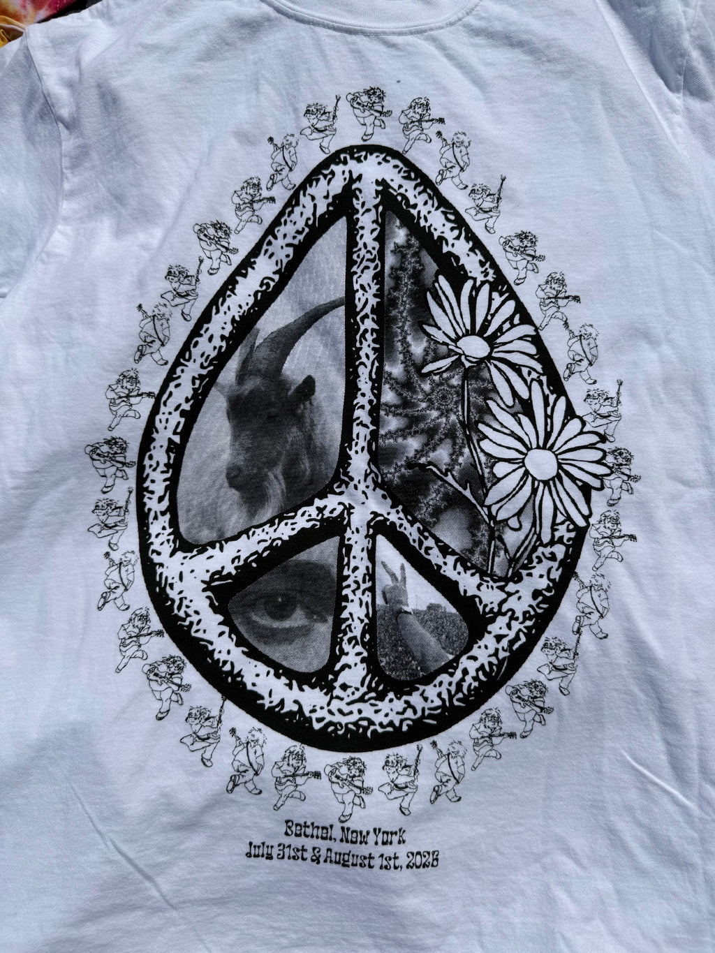 Billy Strings Bethel T